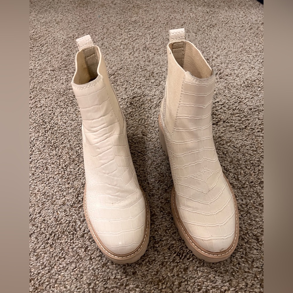 Dolce vita booties